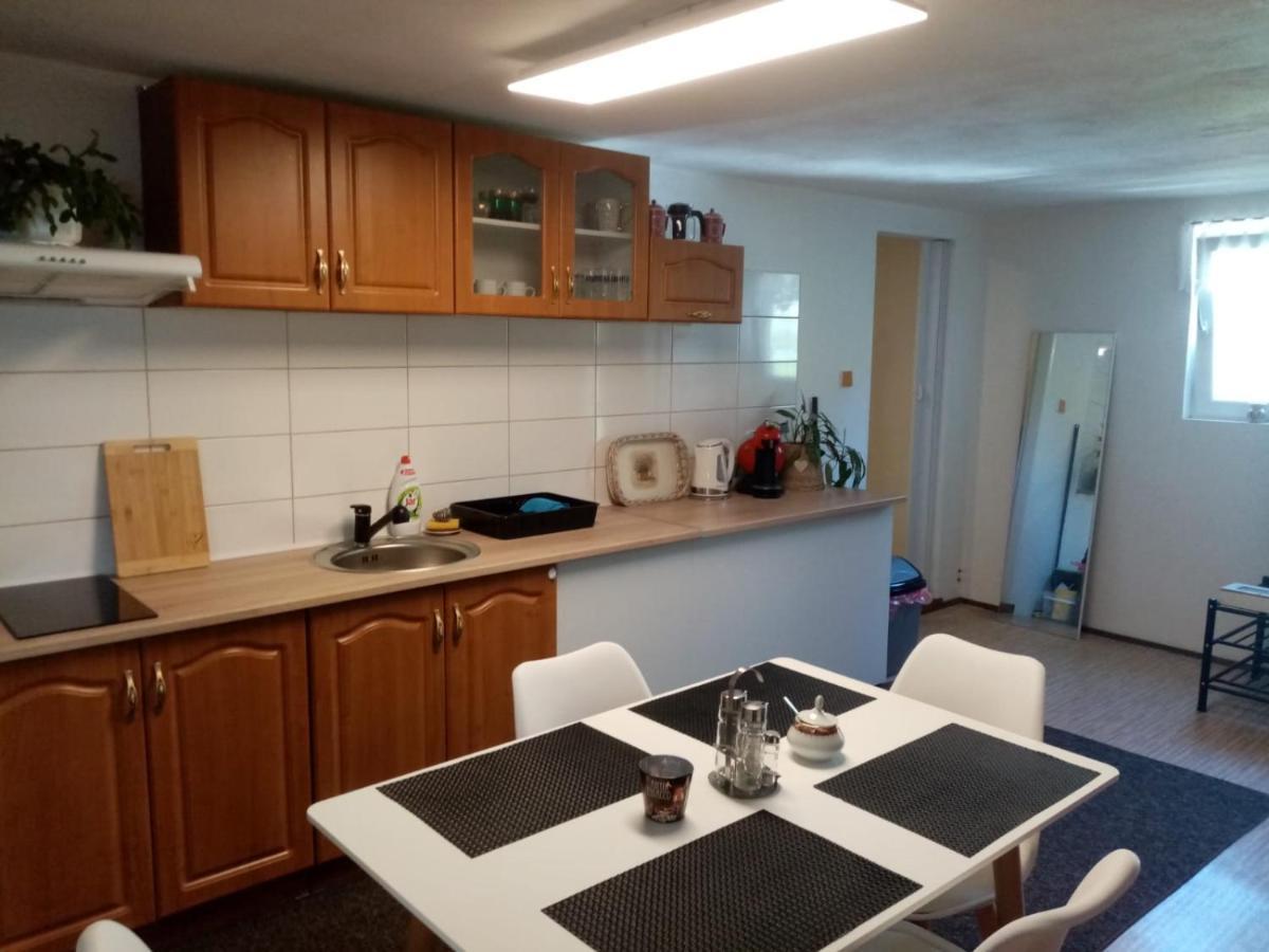 Ferienwohnung Podkrovni Apartman Tereza Rumburk Exterior foto